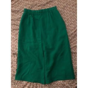 Vintage 50s 60s green fitted skirt
